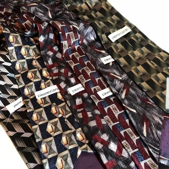 Bundle of 6 PIERRE CARDIN silk neck ties - Picture 4 of 5
